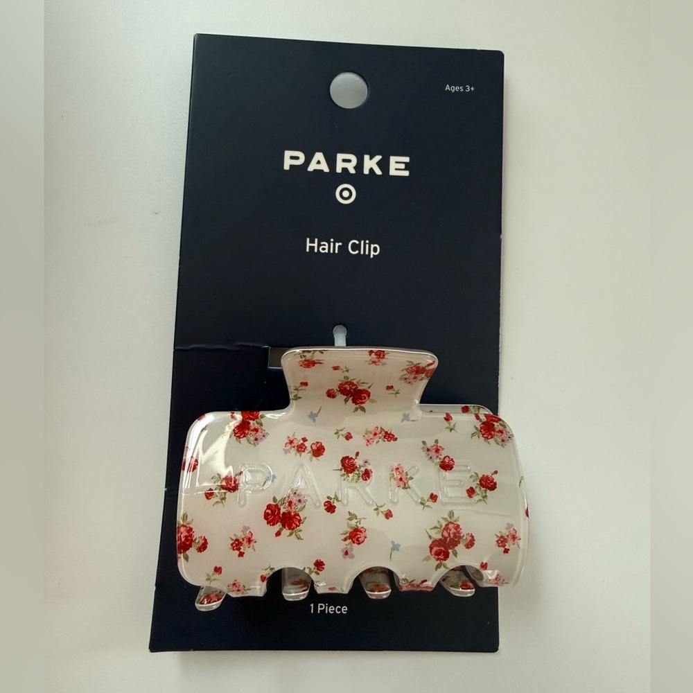 NWT PARKE X TARGET CLAW CLIP - IN HAND